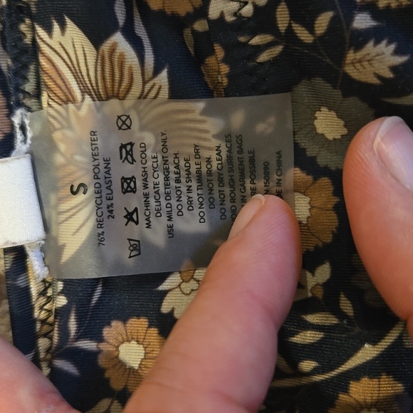 Spell Folktown Leggings Small - Picture 2 of 6